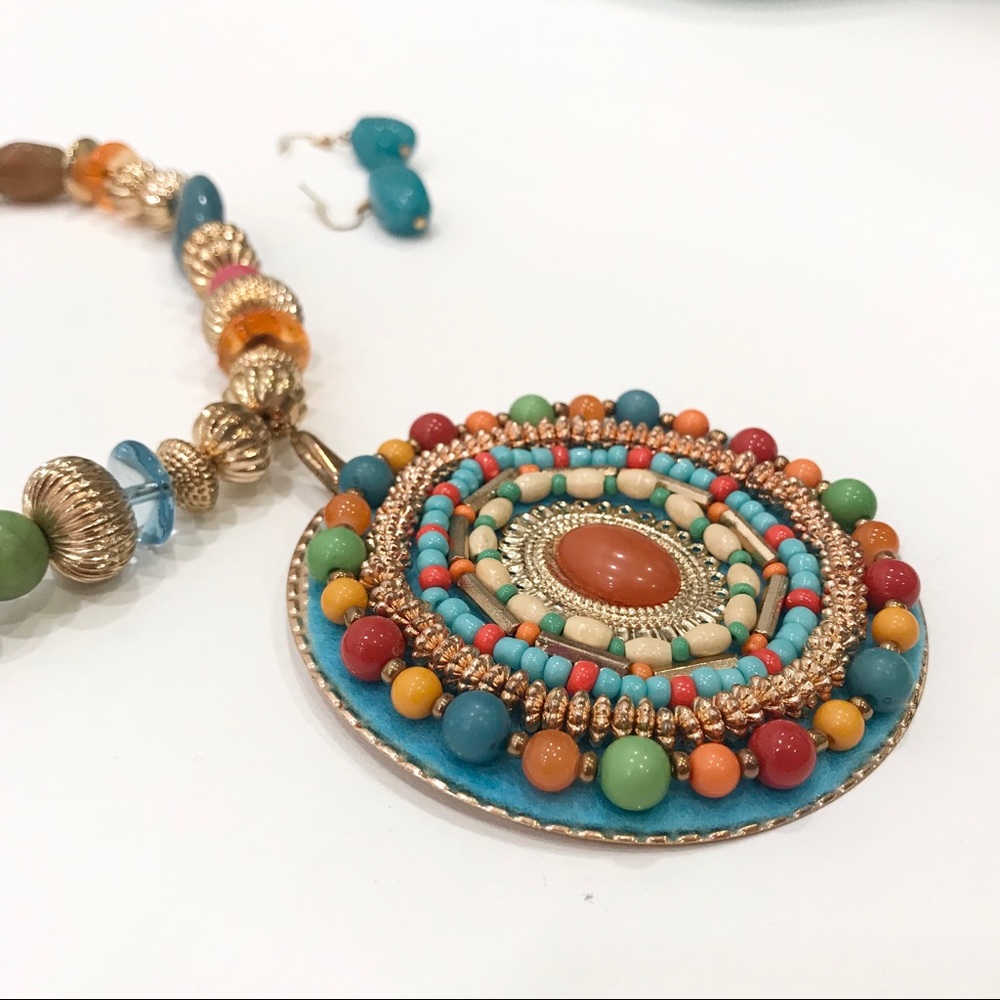 Colorful Bead Jewelry Set - Picture 4 of 4